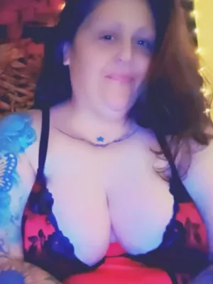 Message b4 cam2cam Mature Tattooed Fat Titted BBW Perverted Mother Slut
