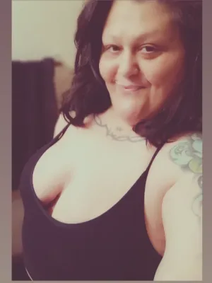 Message b4 cam2cam Mature Tattooed Fat Titted BBW Perverted Mother Slut