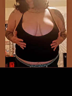 Message b4 cam2cam Mature Tattooed Fat Titted BBW Perverted Mother Slut