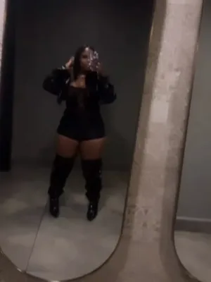 I Need a massage and booty rub tonight
