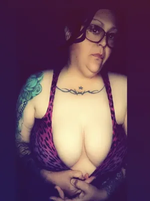 Message b4 cam2cam Mature Tattooed Fat Titted BBW Perverted Mother Slut